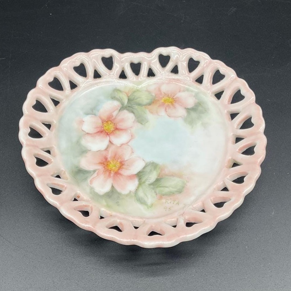 Hand Painted Porcelain Plate Pink‎ Wild Rose Floral Heart Cut Border Vintage